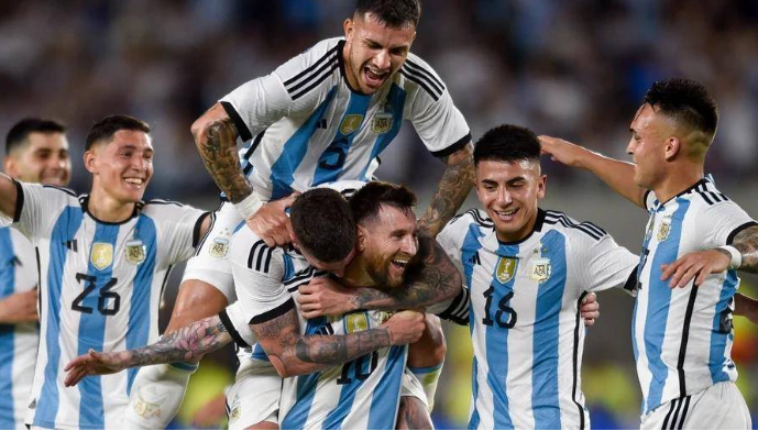 梅西领衔，阿根廷压倒性胜巴西 2026年世界杯南美区预选赛引爆激战